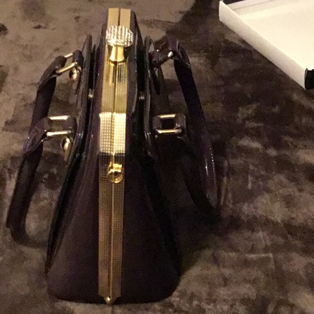 Purse - Picture 3 of 3